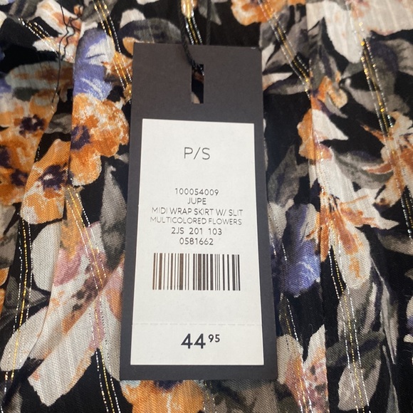 Dynamite midi wrap skirt - Picture 2 of 3